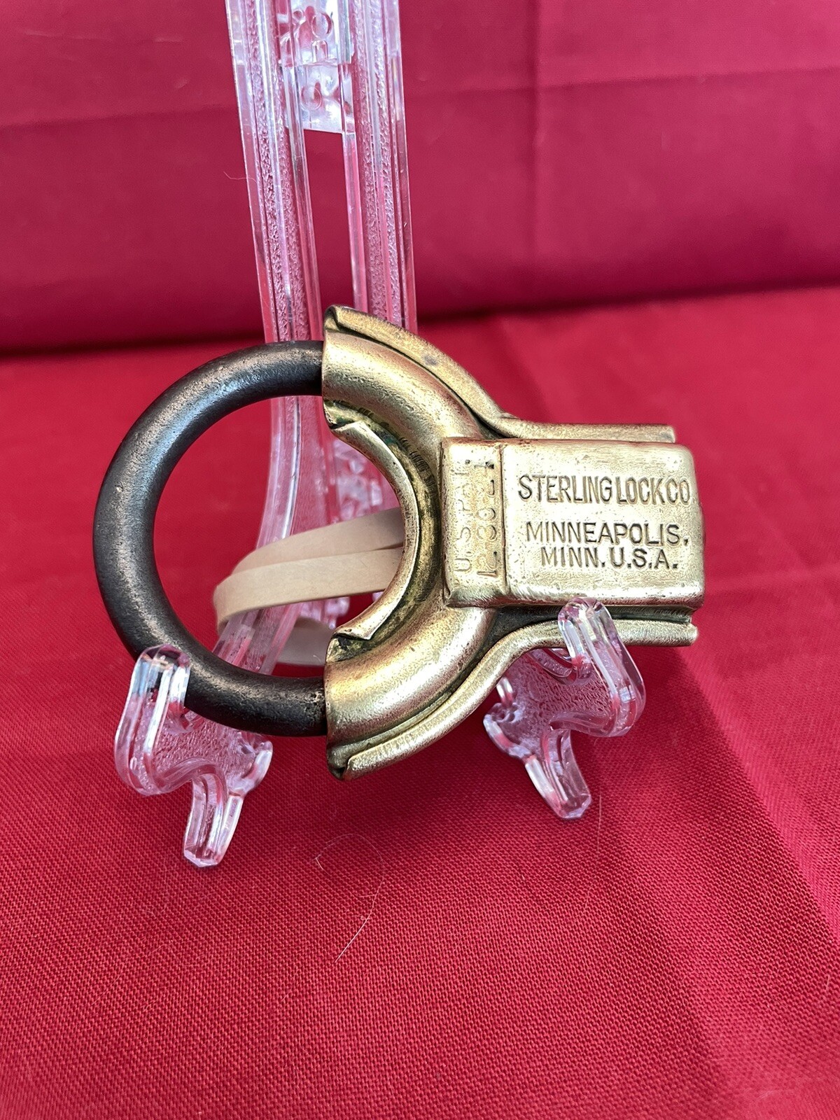 Beautiful GAS PUMP PADLOCK VINTAGE 1924 STERLING LOCK CO MINNEAPOLIS usa Brass?