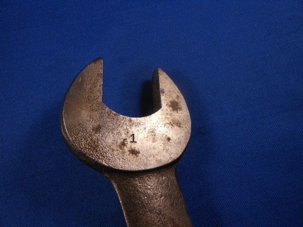 Vtg BOB CAT 1033-C Double Open End 15/16″ & 1″ Wrench Alloy Steel