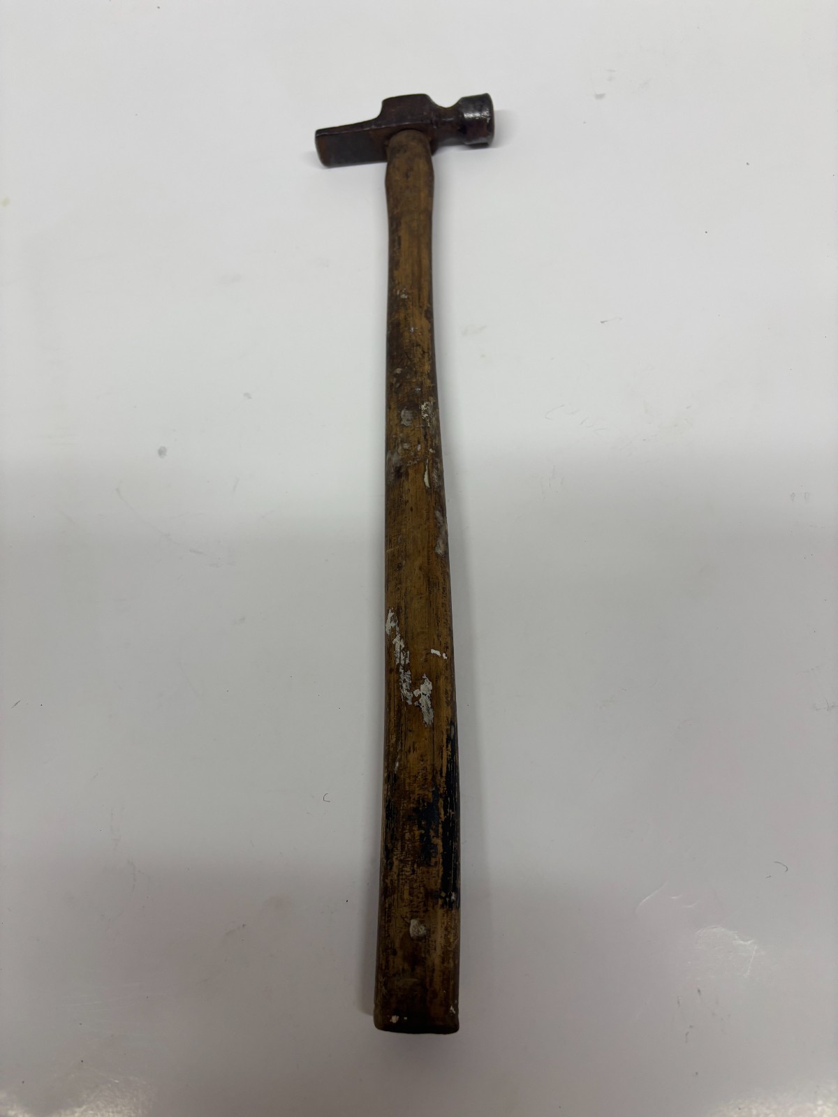 Hammer vintage, 2-1/2″ head with 11-7/8″ shaft ideal for. display
