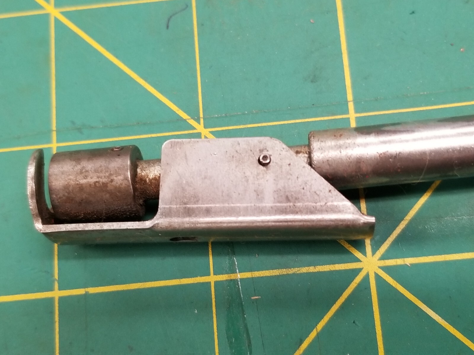 Vintage Chicago Specialty Mfg 3015 Rimster Hex Head Screw Holding Screwdriver
