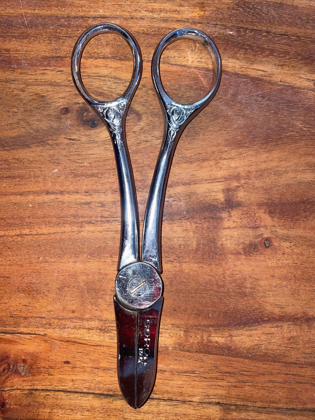 VTG CORONA 23 FORGED STEEL SHEARS SCISSORS ORNATE FLOWERS DESIGN STAMPED: ITALY