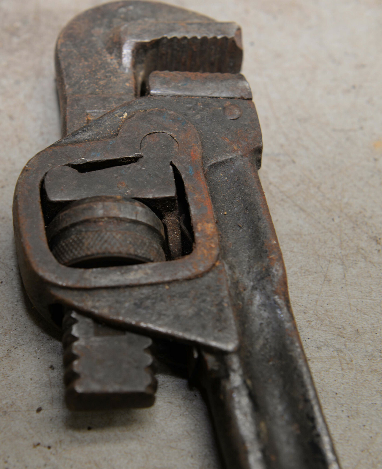 Antique Cochran 14″ pipe wrench model 1910 patented 1908 Paducah KY collectible