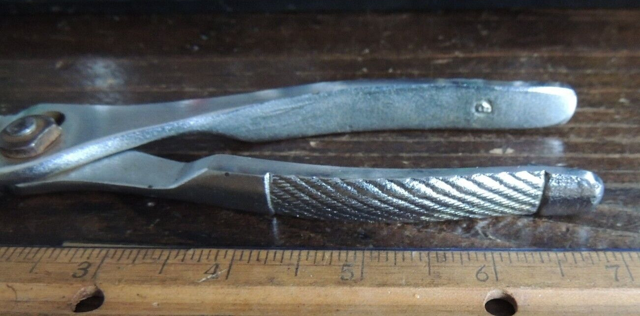 6-3/4″ CRAFTSMAN SLIP-JOINT PLIERS, P-CIRCLE, ROPE STYLE HANDLE GRIPS, NO MODEL
