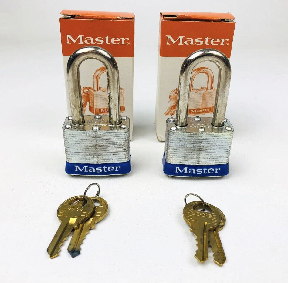 2x Master Lock Padlocks No 3 Keyed Alike 1-7/8″ L x 3/10″ D Shackle USA Made NOS