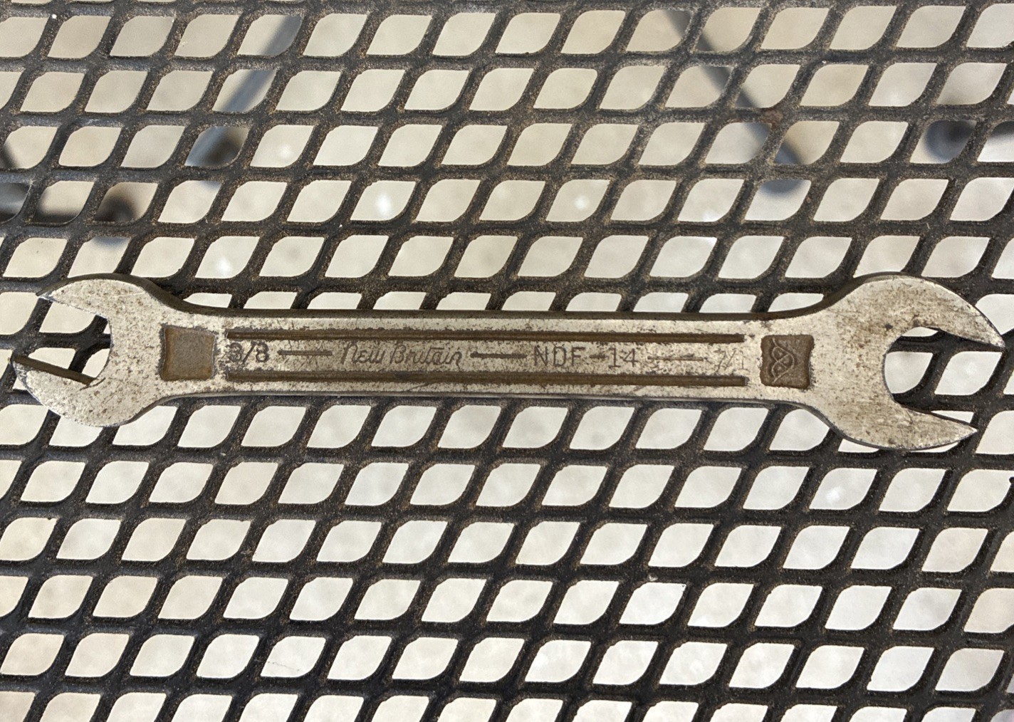 New Britain Tools NDF-14 Double-Groove style 3/8″ X 7/16” Combination Wrench