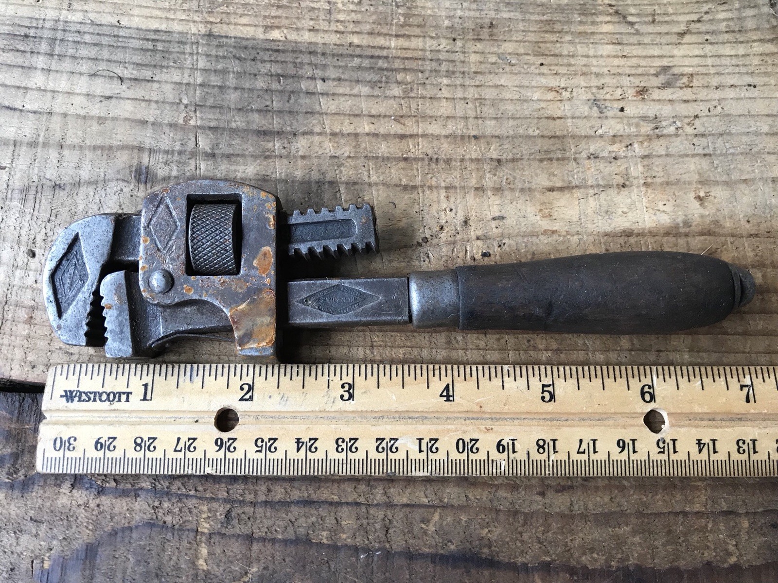 Vintage 7″ STILLSON Pipe Wrench WALWORTH MFG Co. Boston USA 7 Inch Wood Handle