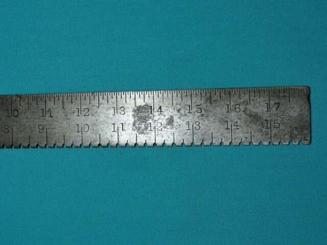 Crenelated Framing Square PS&W No. 300 Patented Aug 16, 1881 Timber Frame Tool