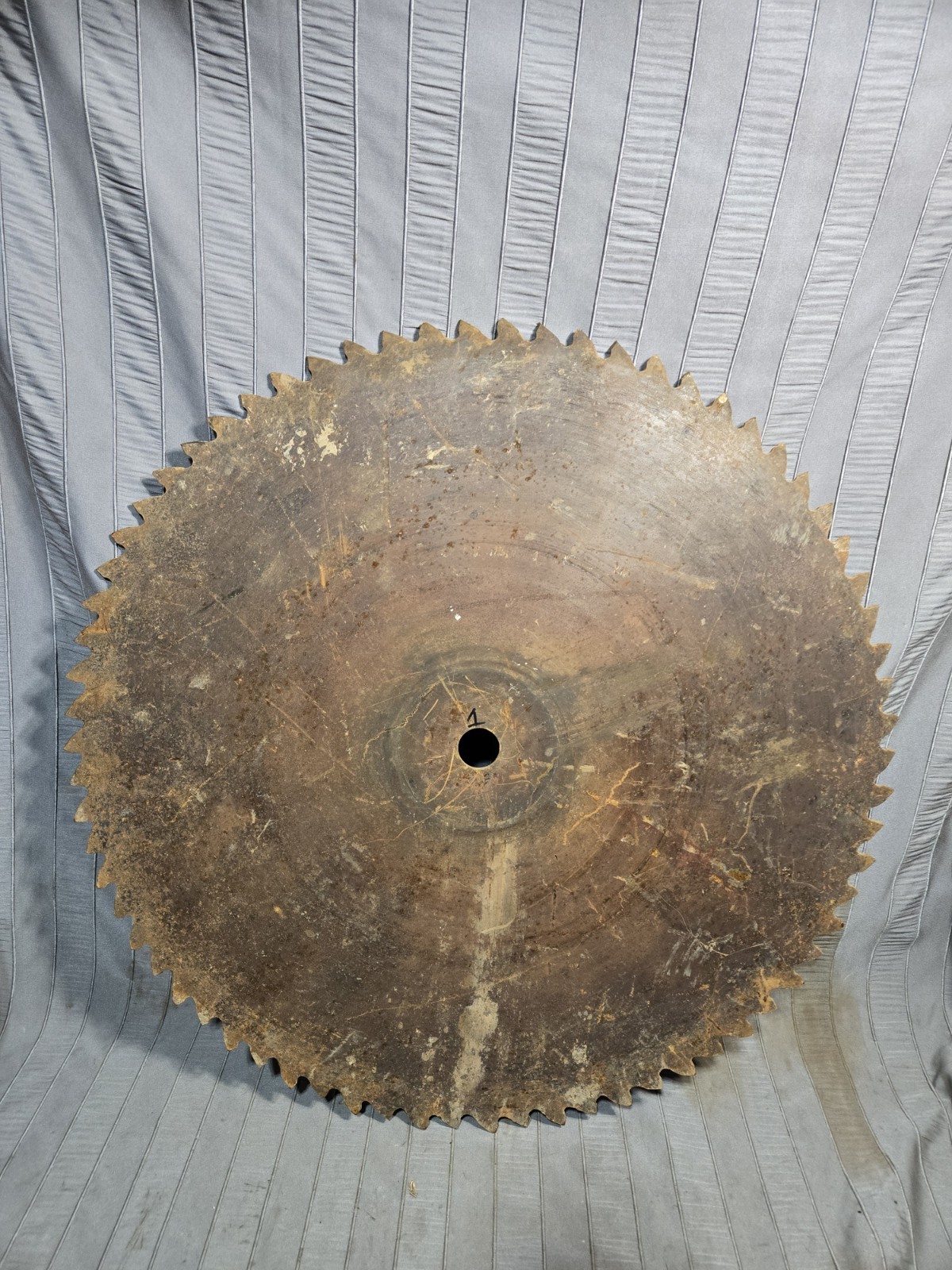 Large Sawmill Buzz Saw Blade 27″ Diameter Solid Sawblade LUMBER Decor Repurpose