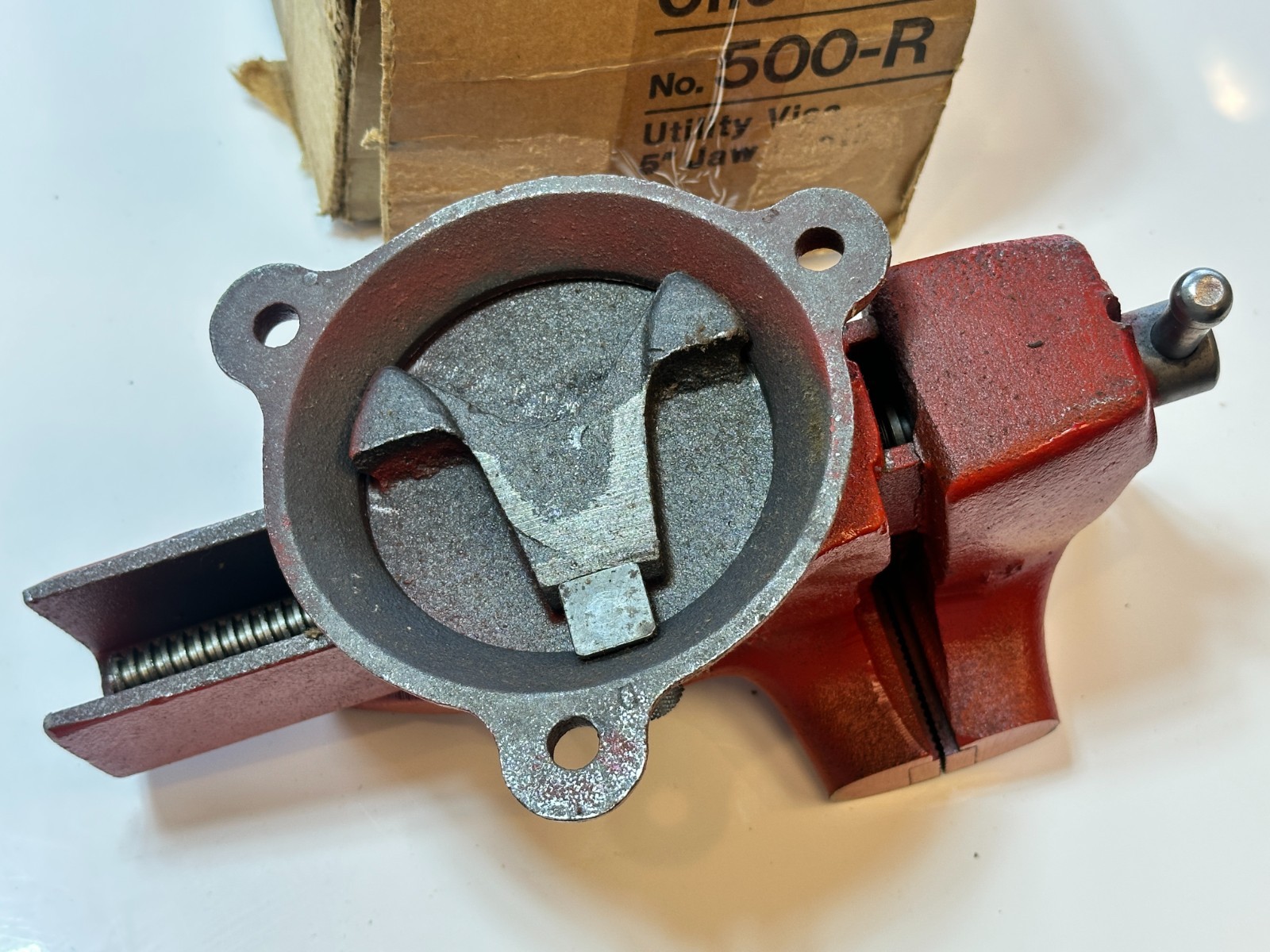 RIDGID USA 500R 5″ Jaw RED Utility Vise Pipe Swivel Base Heavy-Duty, NEW NOS