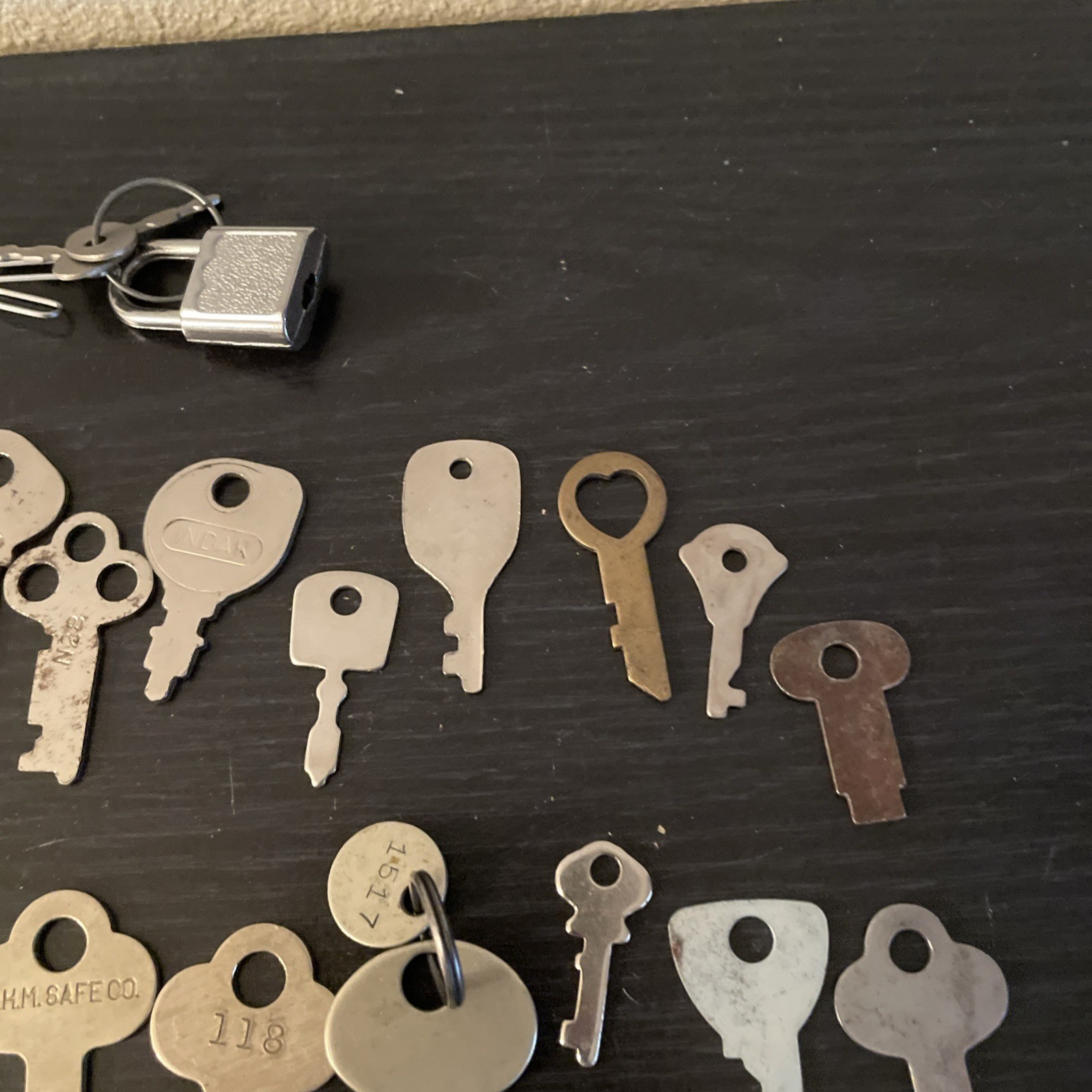 Lot of 30 Vtg Flat Keys From locks trunks, Safes & Luggage