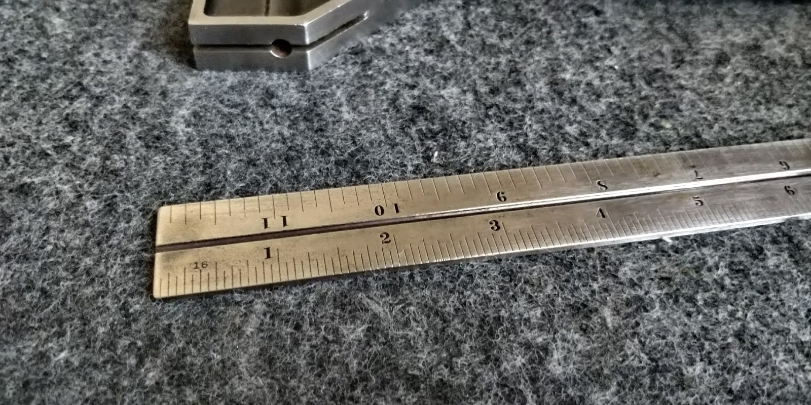 Vintage Goodell Pratt Combination Square 12″ Head, Protractor, center head