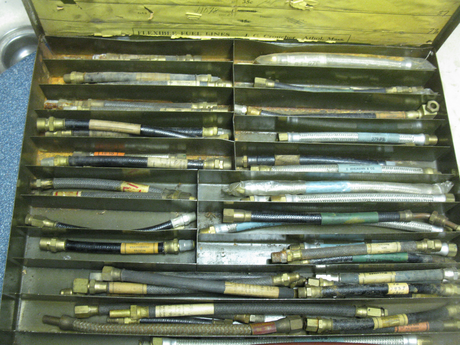 1930 ‘s 1940 ‘s 1950 ‘s FUEL GAS LINE HOSE LOT (40) MIXED MOPAR GM FORD