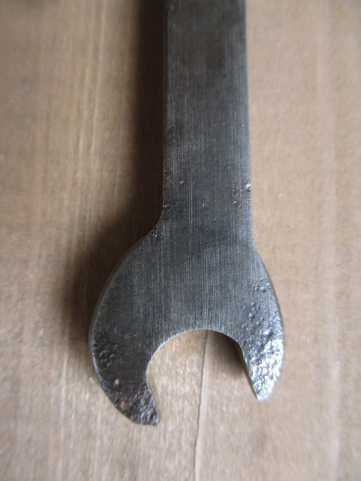 USMC UNITED SHOE MACHINERY CORP #439H OPEN END WRENCH 5/16″ X 1/4″ MADE IN USA