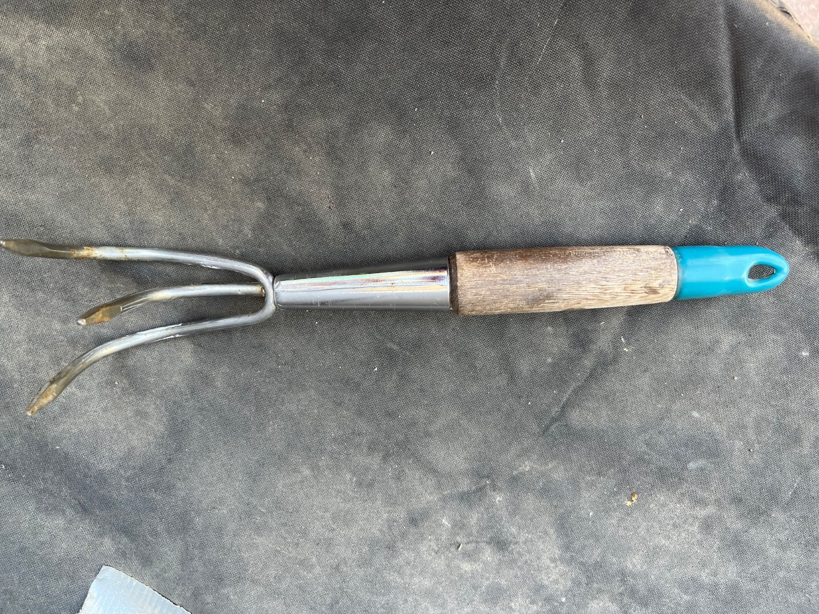Vintage Hand Garden Triple Claw Steel Cultivator Soil Rake