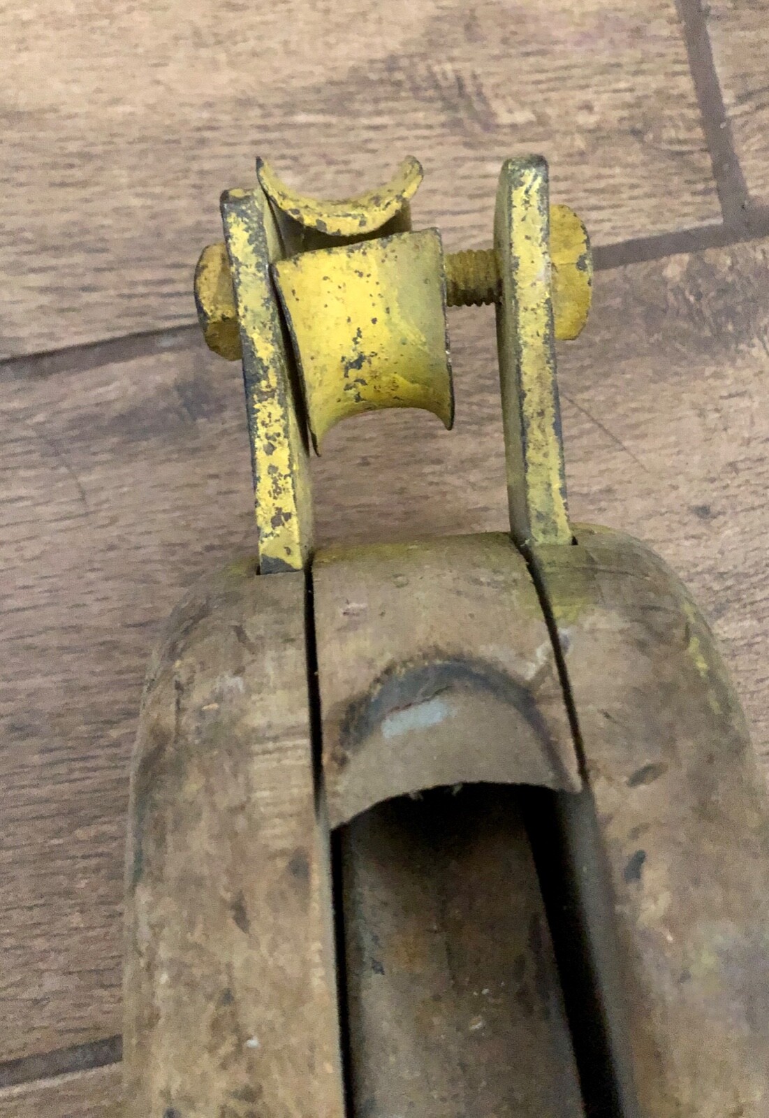 Vintage Wood, Cast Iron Western Block Co. Single Tackle Pulley Hook