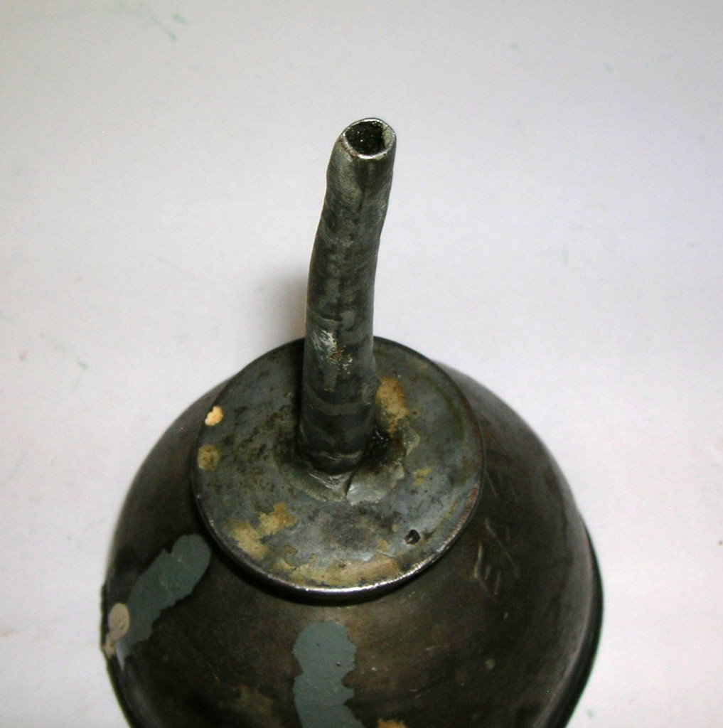 Metal Thumb Press Oiler Oil Can EAGLE 8oz 4.75″ Tall x 3.5″ Base USA Vintage