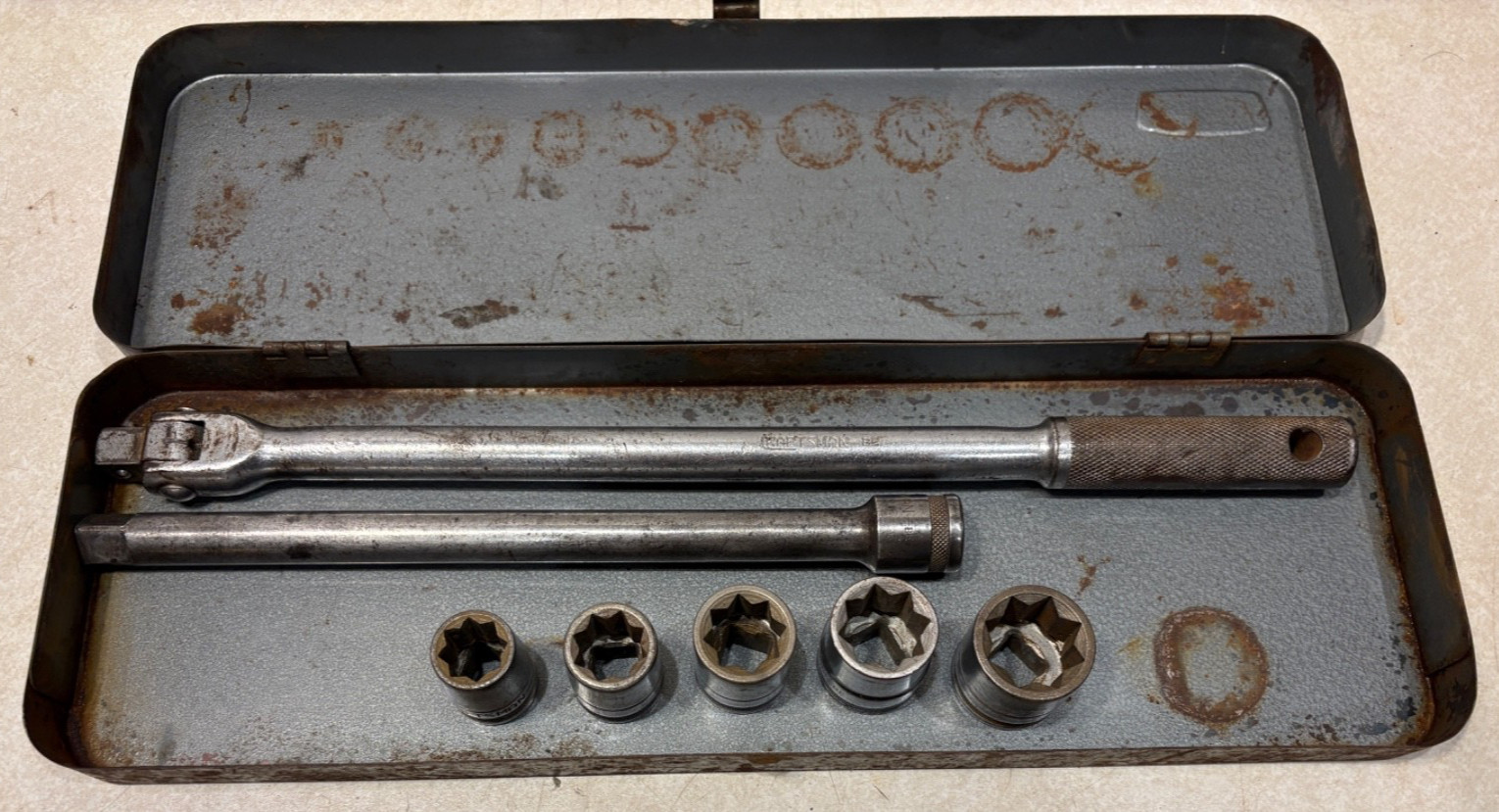 Craftsman BE Series 1/2″ Drive 14” Breaker Bar, 10″ Extension & (5) 8 Pt Socket
