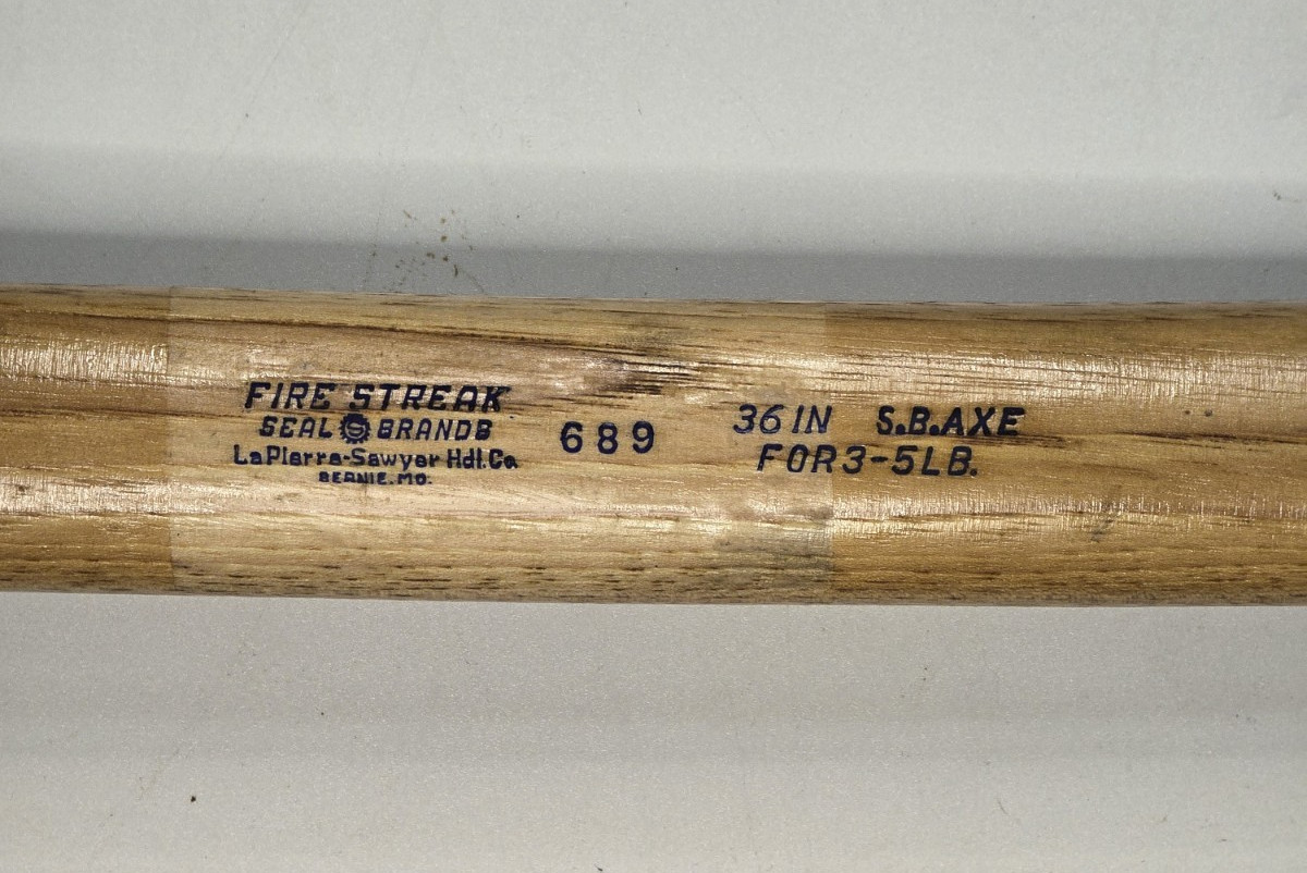 True Temper Flint Edge BELL SYSTEMS Single Bit Axe w Handle