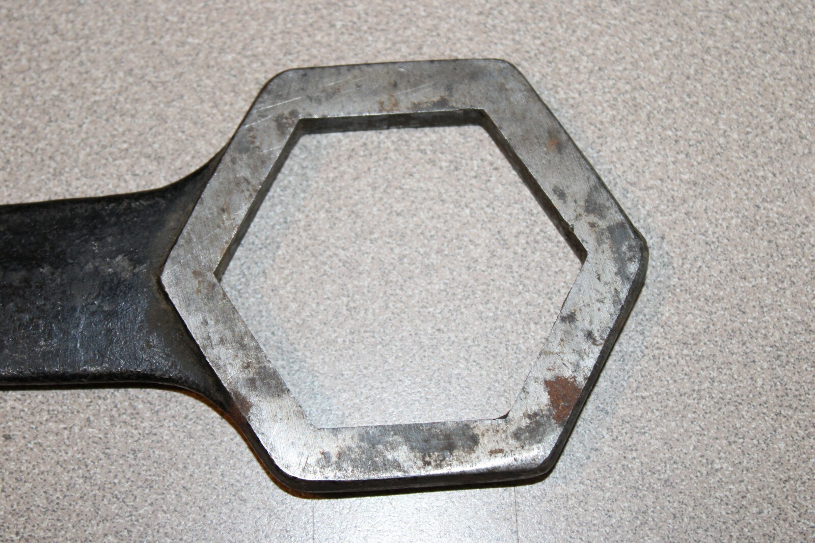 Vintage FAIRMOUNT Hub Cap Wrench 1 1/2″ and 2 1/8″ Closed End