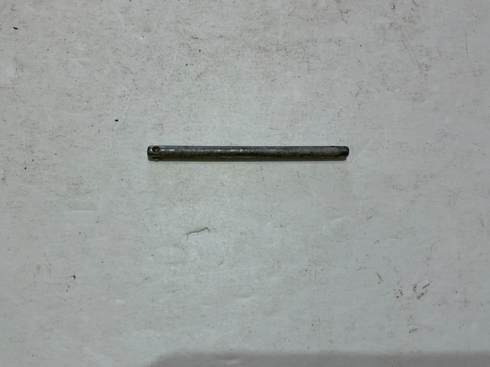 Vintage 1/4″ drive unbranded “Tommy” bar in good shape