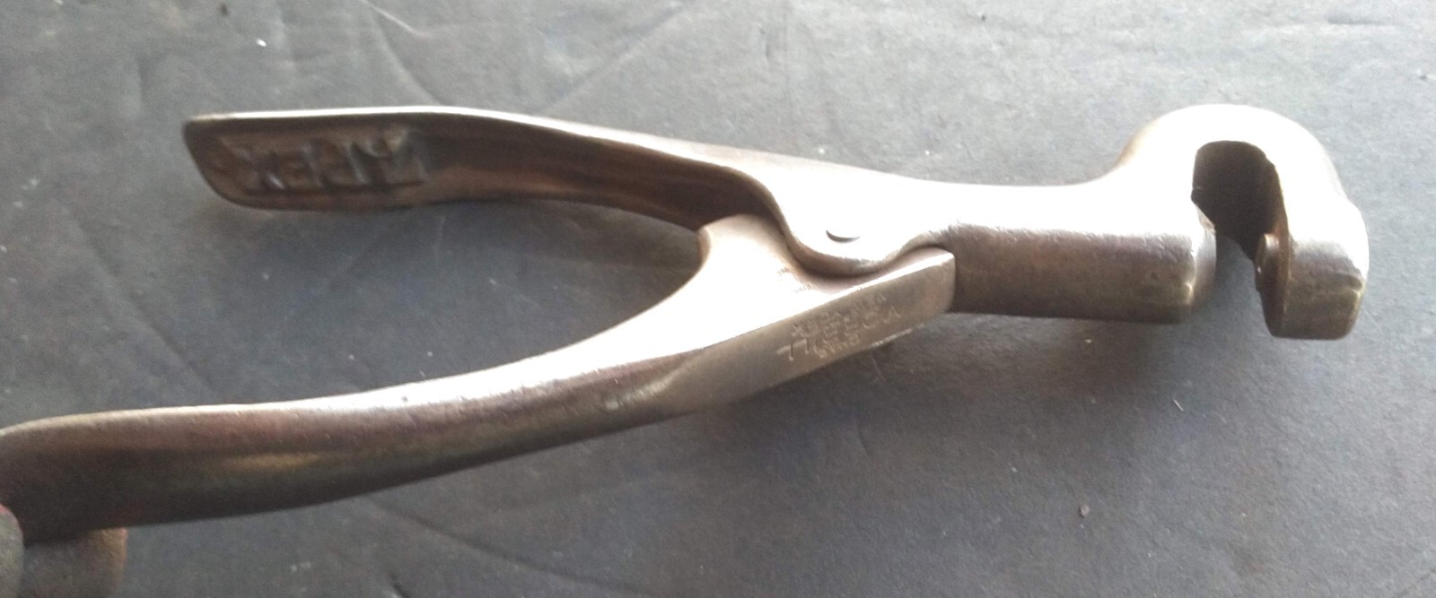 Vintage Chas Morrill New York Hole Punch with Trademark APEX – Works