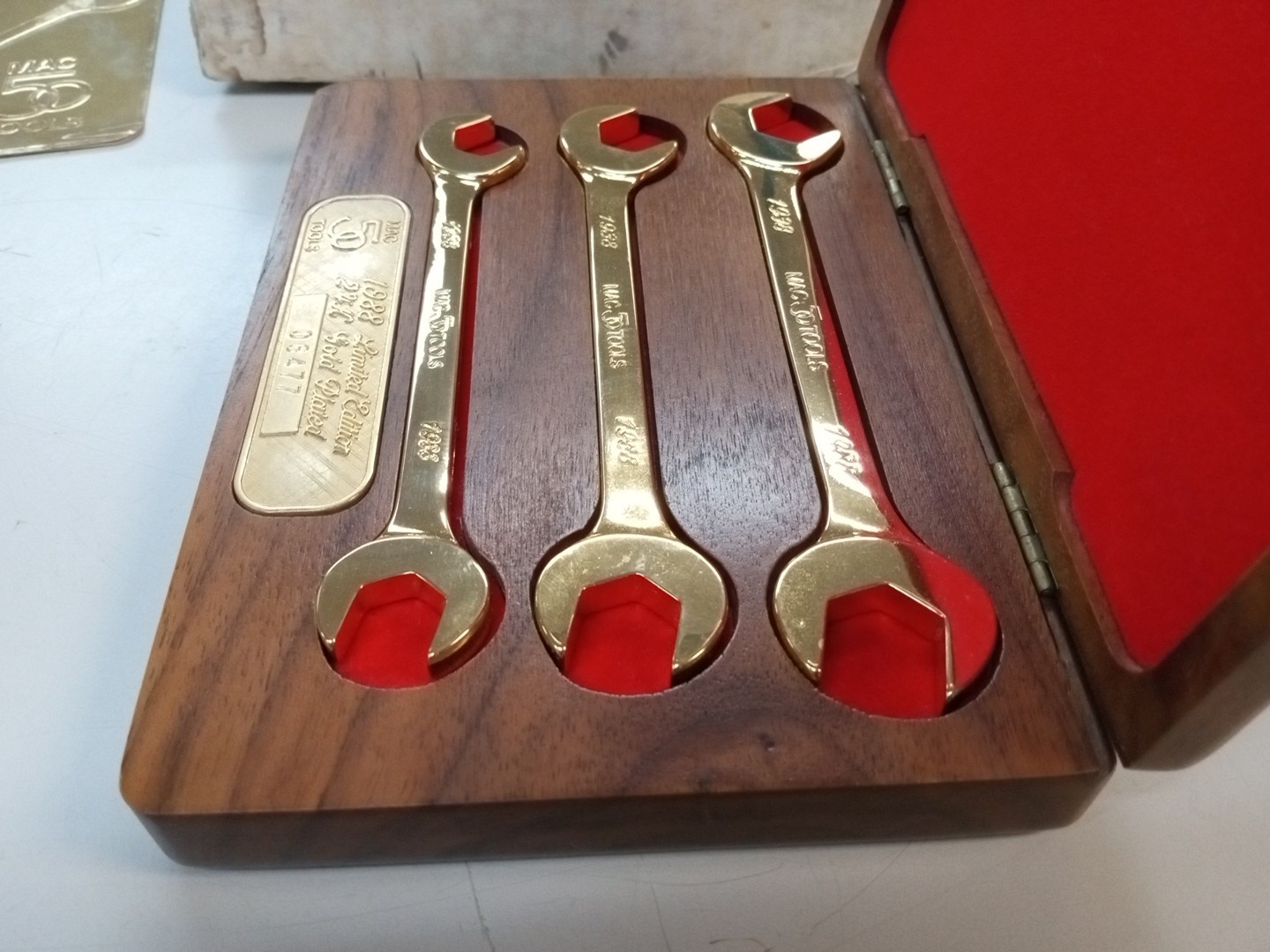 MAC TOOLS GOLD PLATED COLLECTORS 50TH ANNIVERSARY CLUB 1988 SDA WRENCH SET