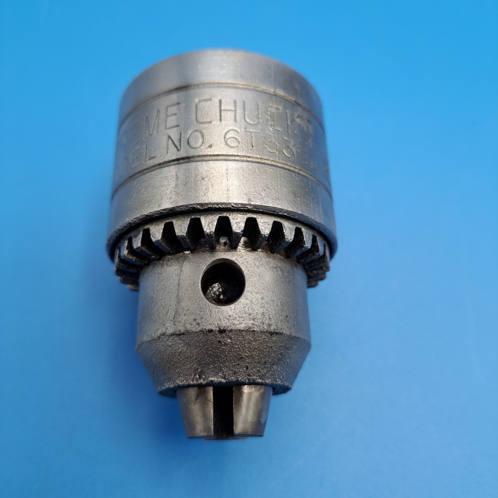Vintage Supreme Chuck Drill Chuck No 6T33, 0-1/2″ Capacity, 33 Taper