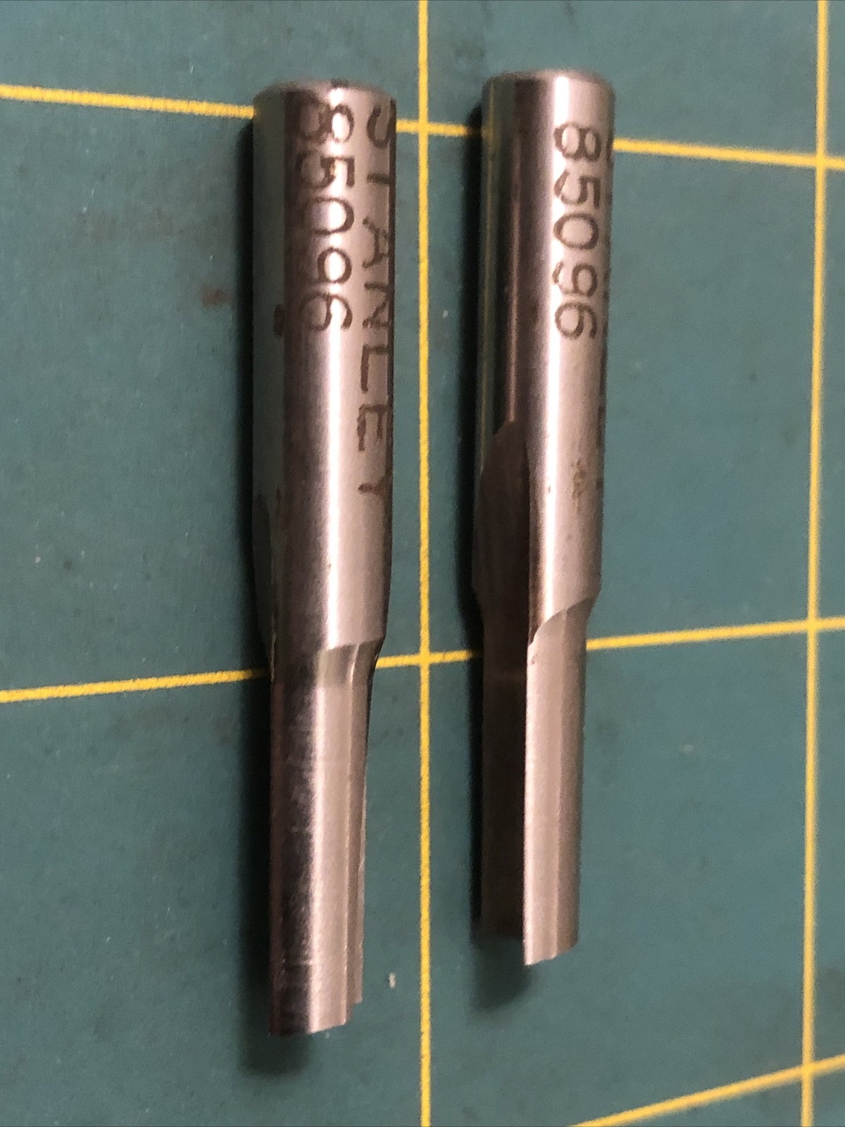 2 Stanley 85096 1/4” Straight Bit Two Flutes High Speed Steel New Bern NC USA