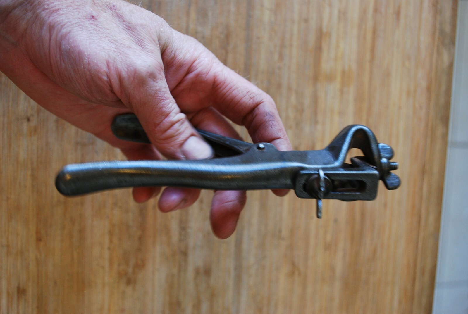 Vintage Saw Set Tool no.6 *WORKS WELL* unmarked maker