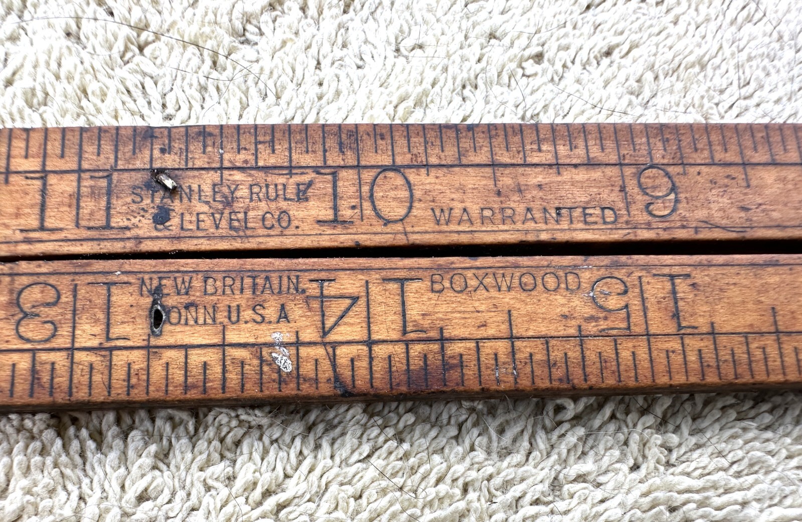 VTG STANLEY 24 INCH FOLDING WOOD & BRASS RULER BOX WOOD NO. 61-NEW BRITAIN, CONN