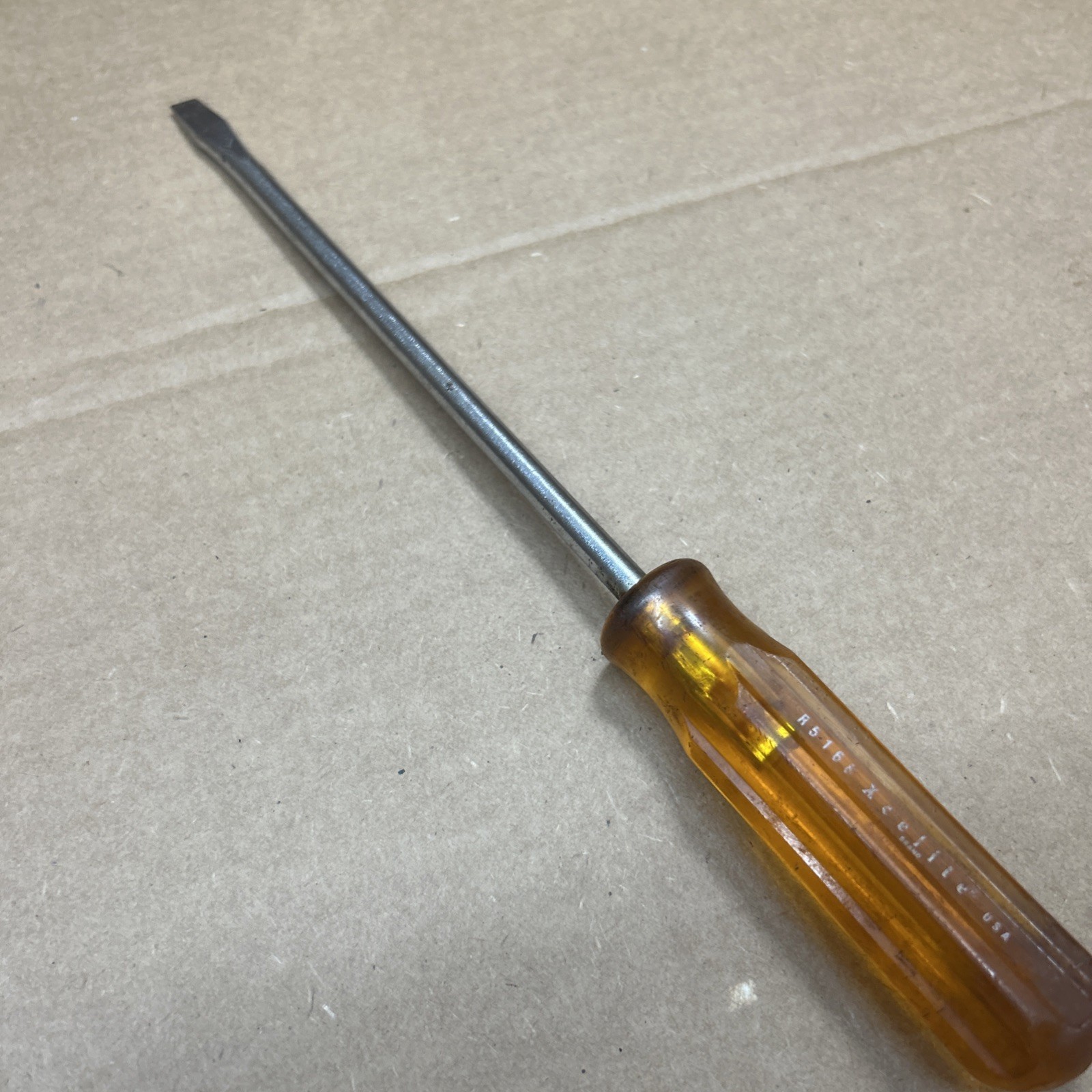 Xcelite 5/16” straight blade 8” screwdriver yellow R5168 round shank