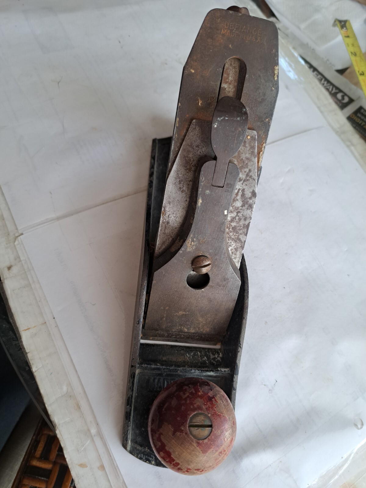 Vintage Defiance (By Stanley?) Wood Plane. 9 3/8″ Long.