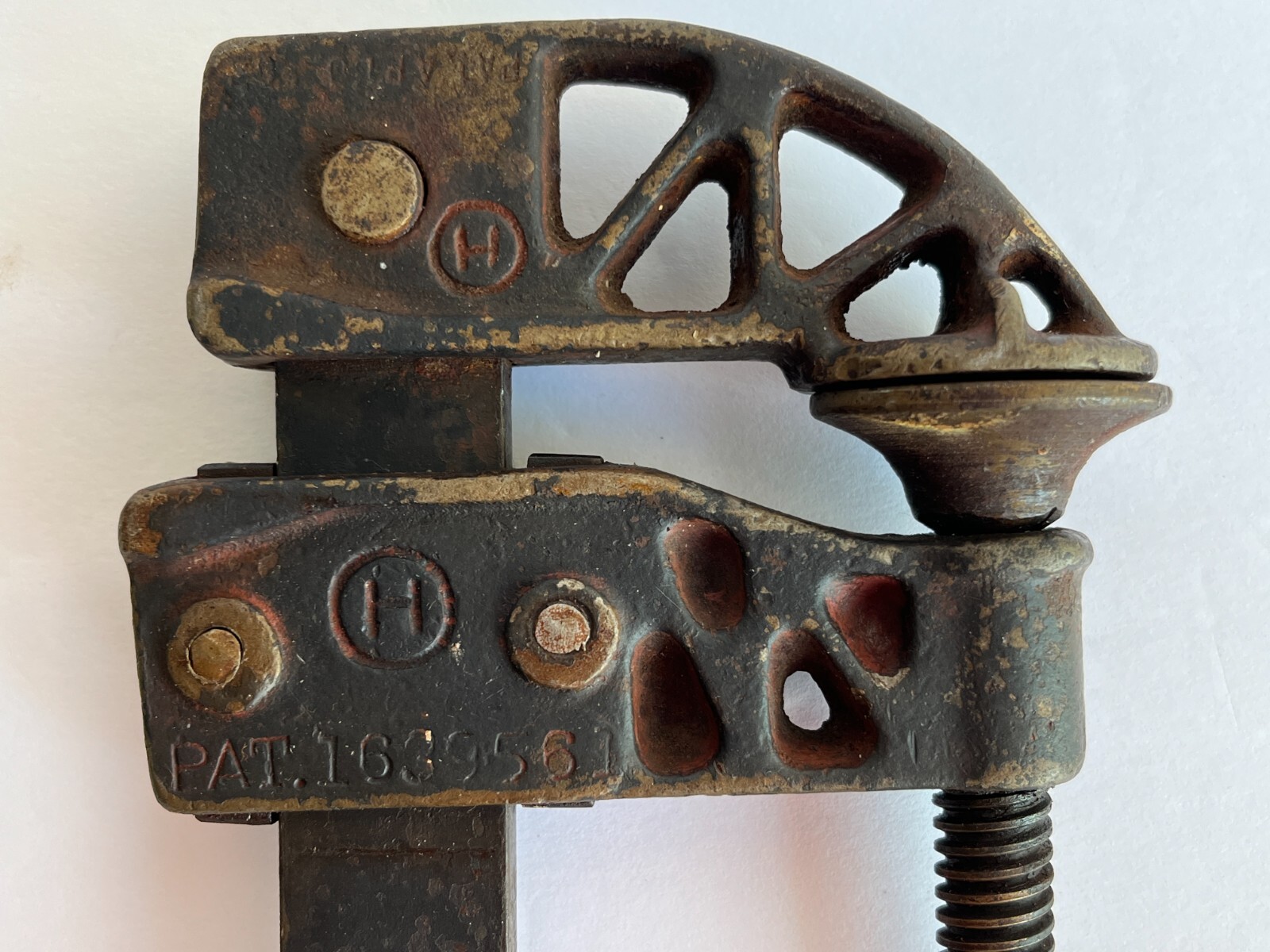 ANTIQUE C.T. CO. (CINCINNATI TOOL CO.) 16” CLAMP #415/416, PATENT #1639561