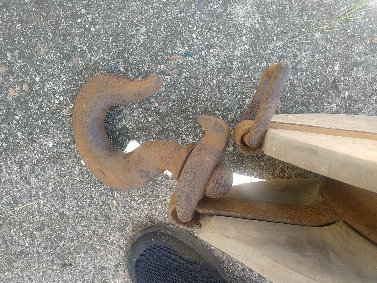 Vintage Block And Tackle Snatch Farm Marine Rope Pulley 28” 30 lbs Decor Only