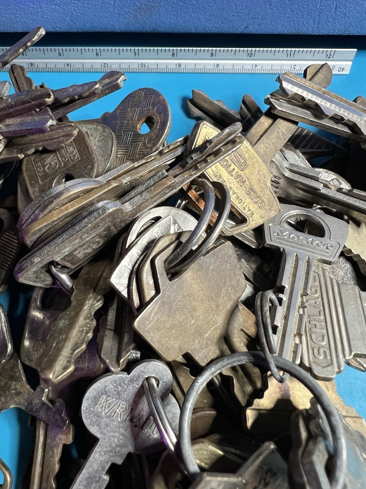Bulk Lot of 30+ House Keys Mixed Brands Kwikset Master Lock Steampunk (Lot 2)
