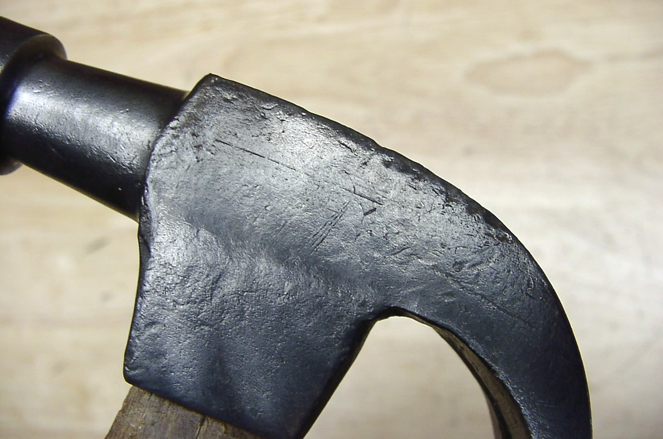Vintage Cheney Ball Bearing Curved Claw Hammer,1lb. 6.6 oz,4-13/16″ Head,VGC!