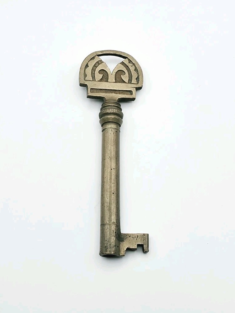 ANTIQUE BRASS EASTLAKE HOLLOW BARREL VICTORIAN DOOR LOCK SKELETON KEY
