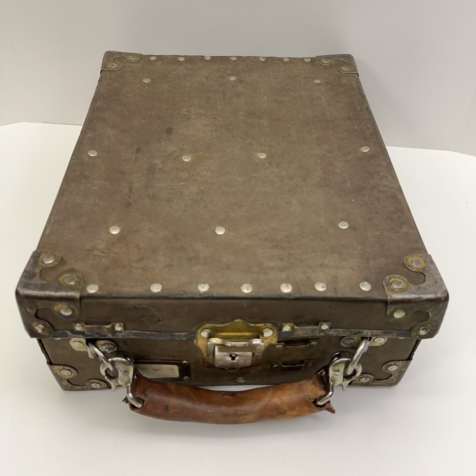 Vtg SALESMAN SAMPLE CASE Antique Metal Travel Box Leather Industrial Tools Decor