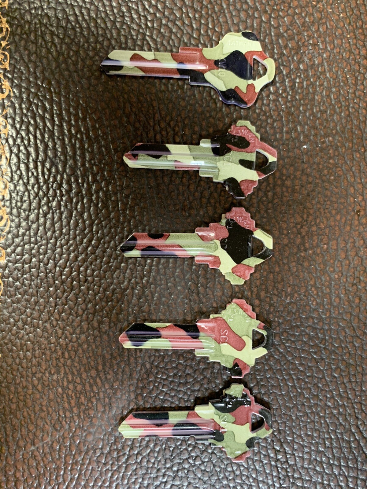 (5) Army Camp Camouflage Military House Key Blanks 4 SC1 and 1 KW1