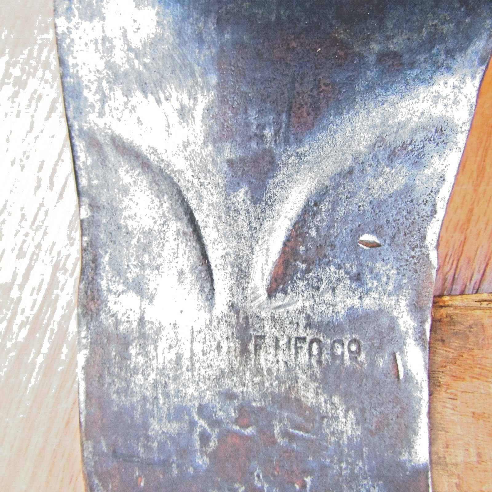Double bit axe