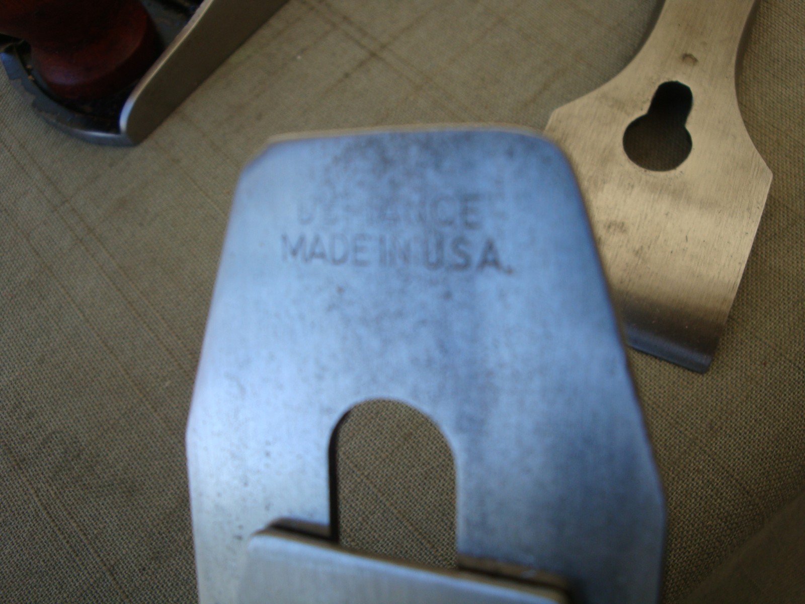 Vintage Stanley Defiance 9-1/4″ Wood Plane Razor Sharp