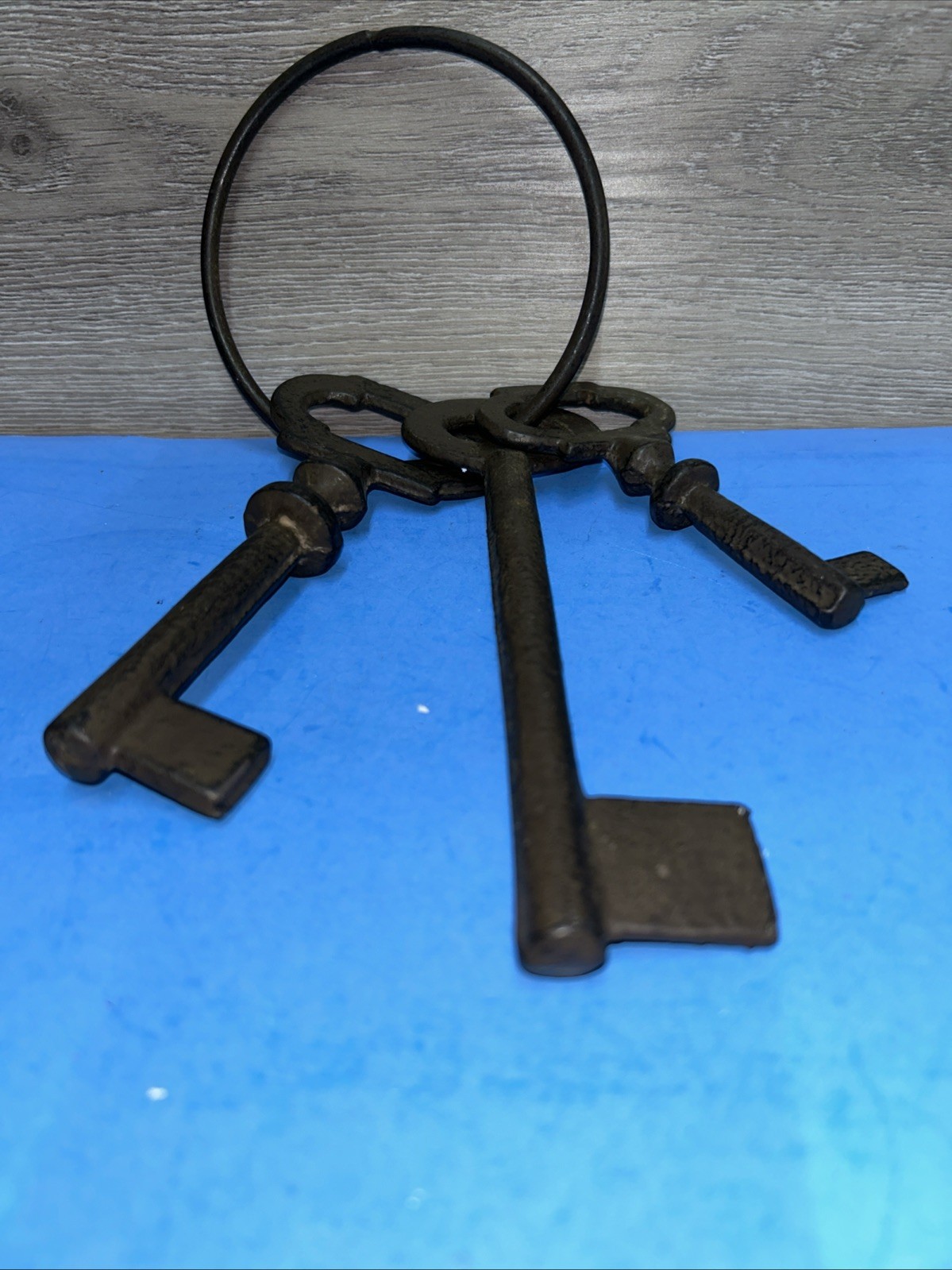 Large Set Of Decorative Keys On Ring Pirate, Old West Jailer Set Of 3
