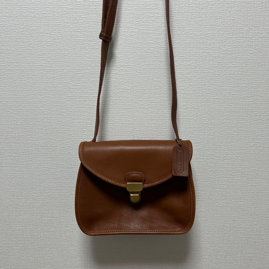 COACH Leather Shoulder Bag Brown Adjustable Strap Used