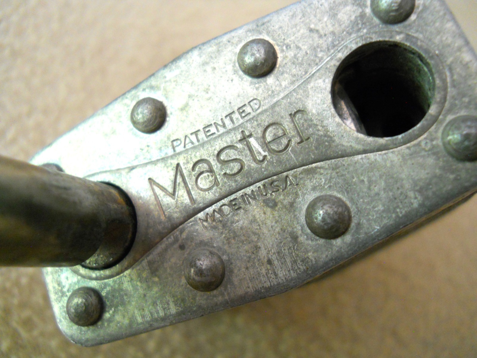 Vintage Master Lock Co # 5 Padlock with 5 Lion Keys