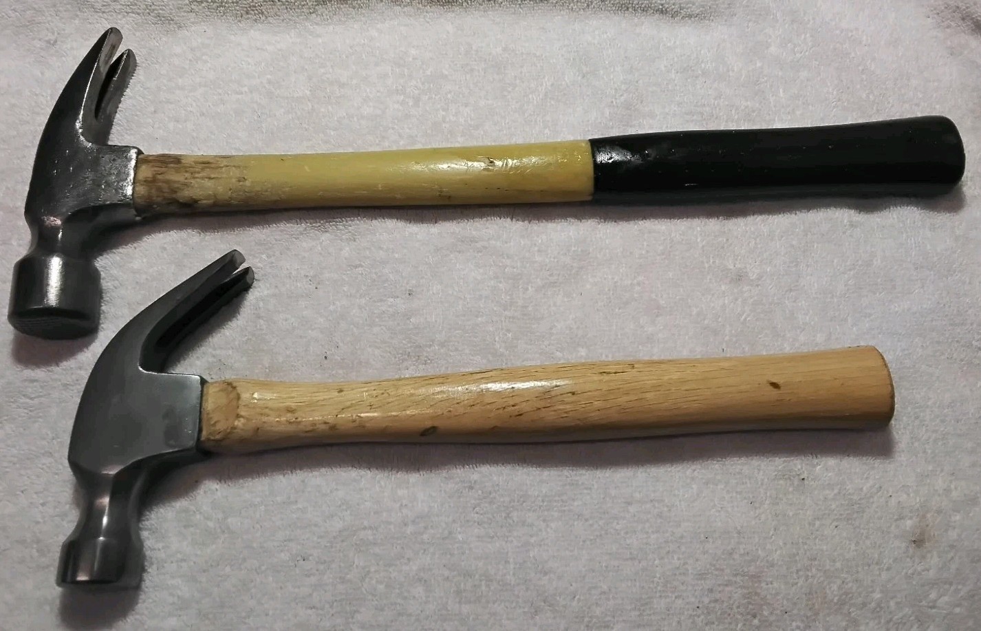 2pc VAUGHAN 24oz. FIBERGLASS HAMMER & 16oz. UNBRANDED WOOD HANDLE VINTAGE USA…