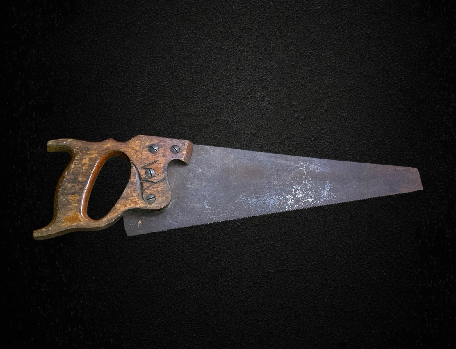 Vtg Henry Disston & Sons Hand Saw 22 in L x 5.5 in W