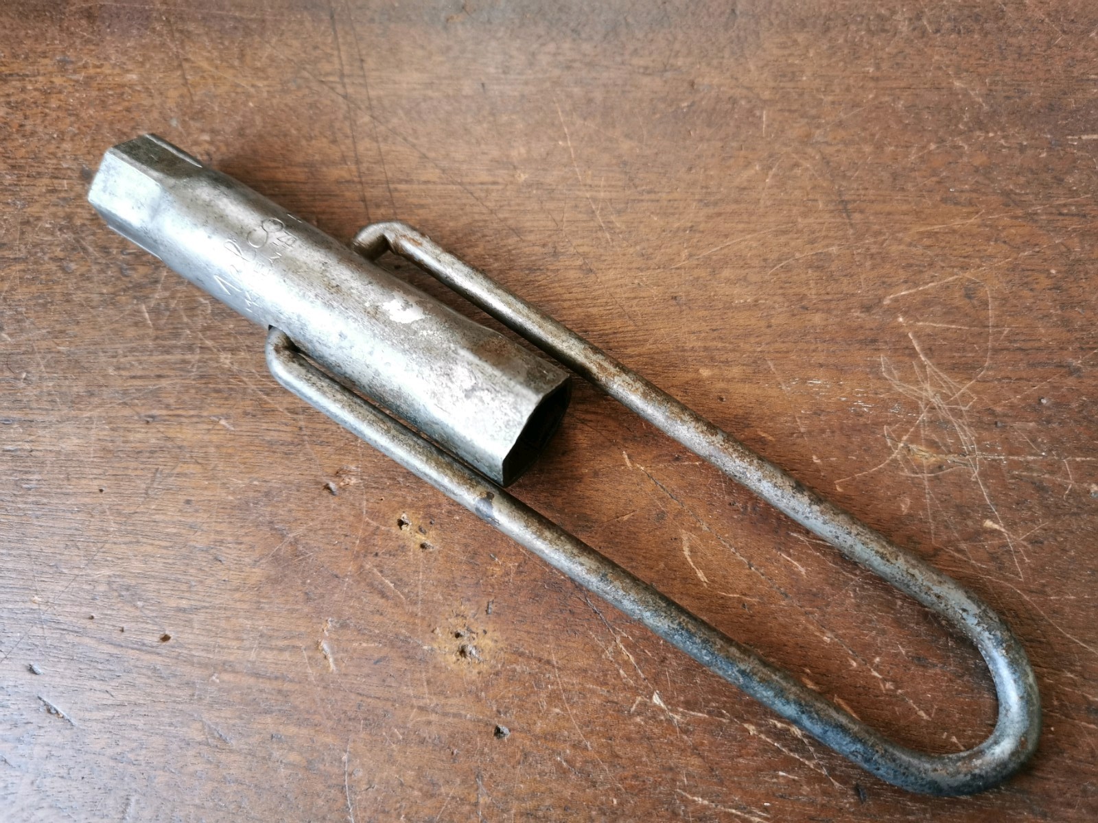 Vintage Melco PS29 double ended spark plug spanner, 18mm X 16mm.