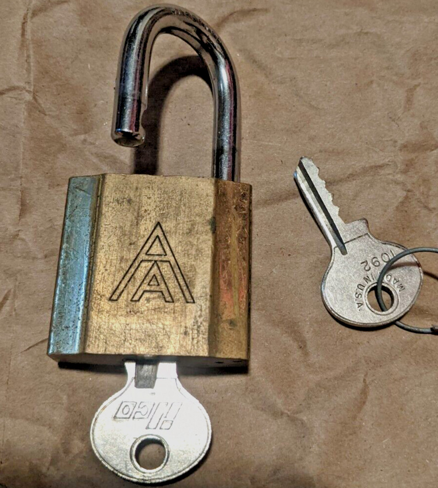 Vintage Advanced Affiliates Padlock AA with 2 working keys