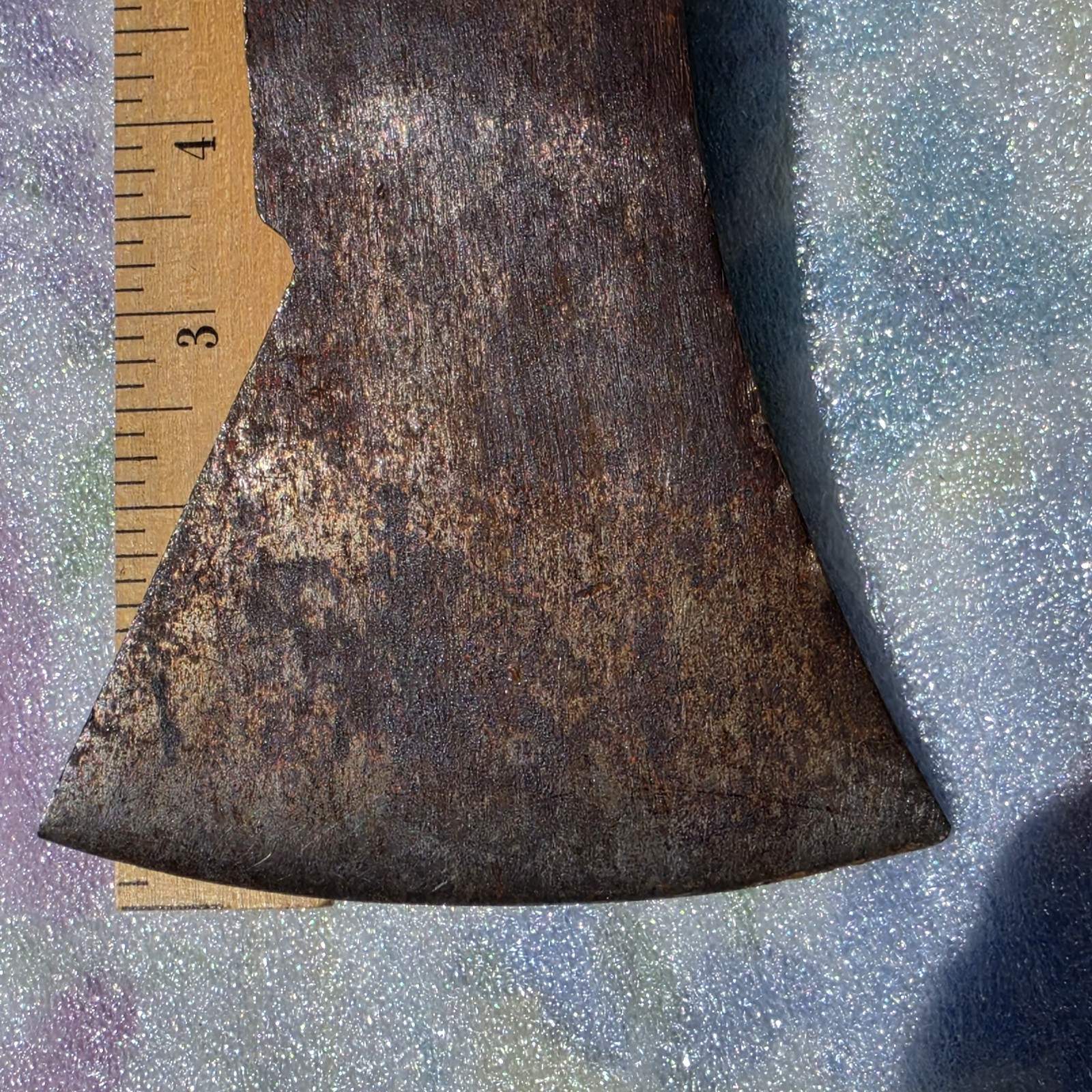 VINTAGE SANDVIK?? SINGLE BIT AXE HEAD Stamped 1000, Red Paint. 2 Lbs 3 Oz.