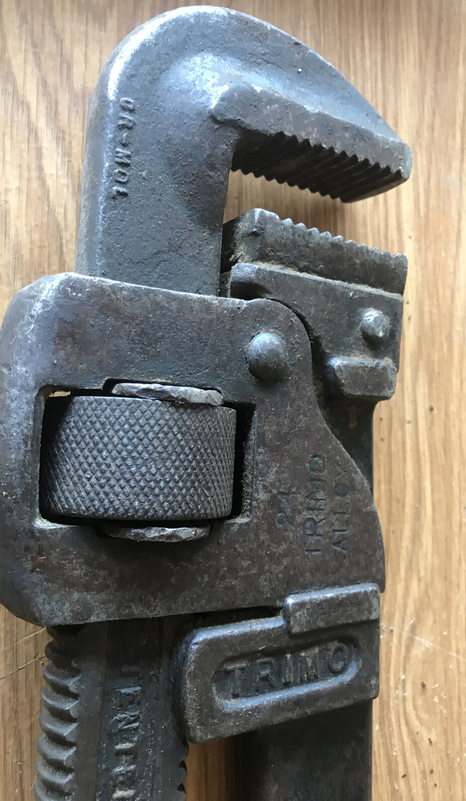 Vintage Trimo Alloy Size 24″ Adjustable Pipe Wrench Trimont Mfg Co 1918 Pat’d